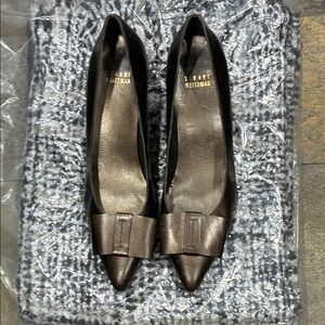 Stuart Weitzman Black Leather Pumps with Bow